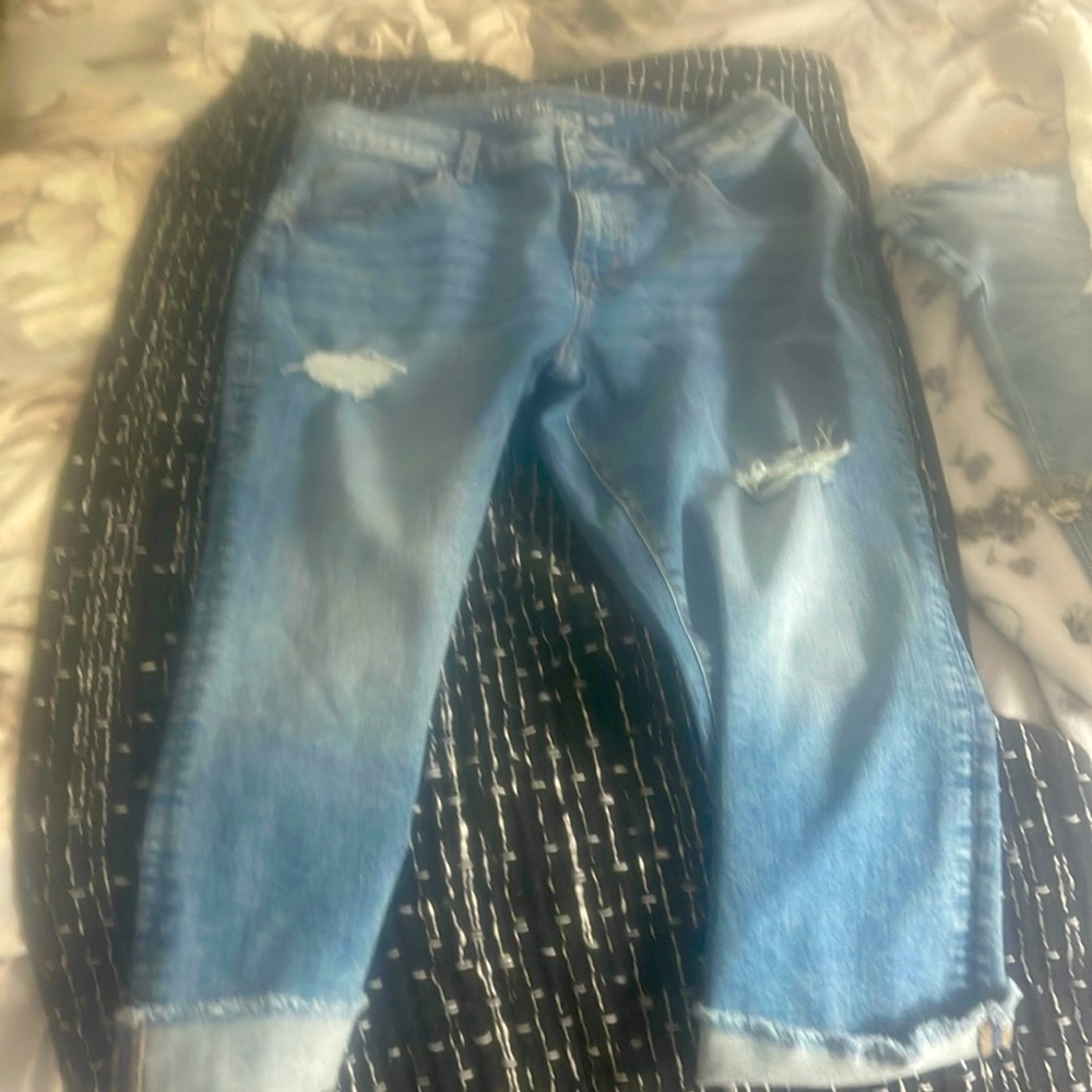 Maurice’s distressed plus sized capris. Purchased but never worn.